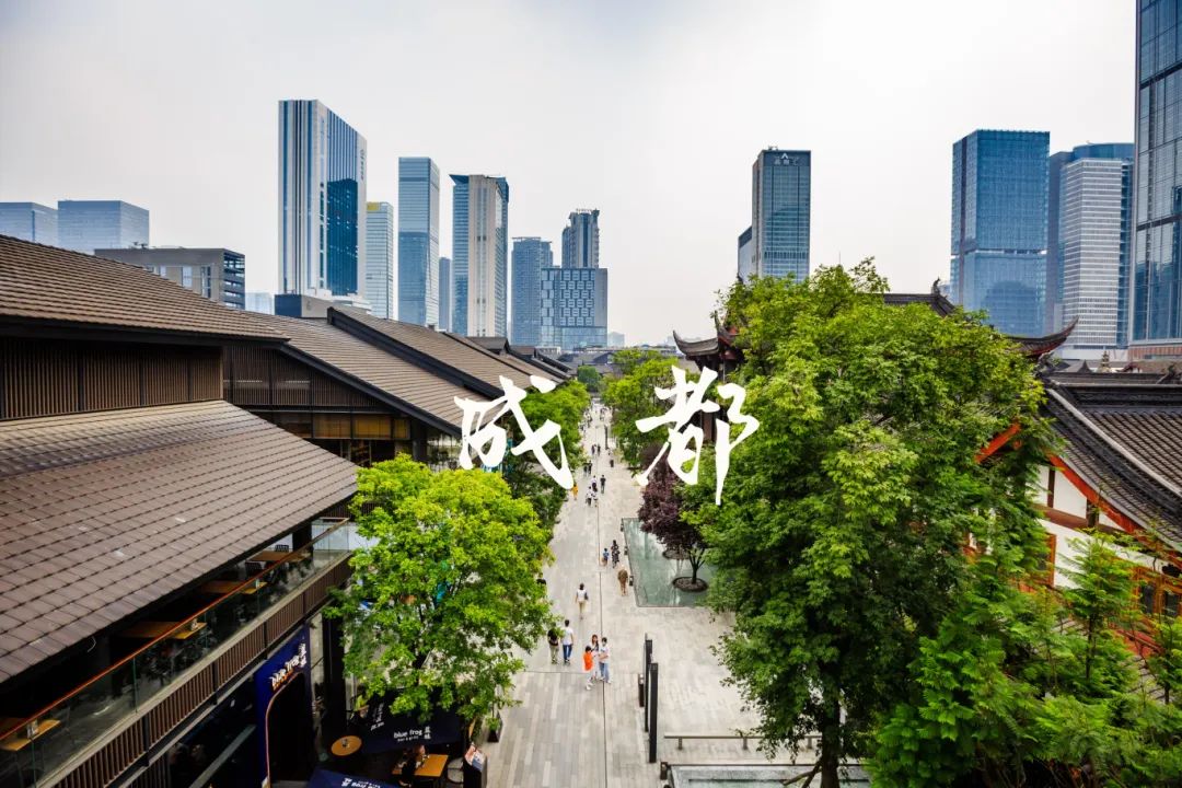探店速遞 | 德利豐巖板成都旗艦店，生活與藝術(shù)并存